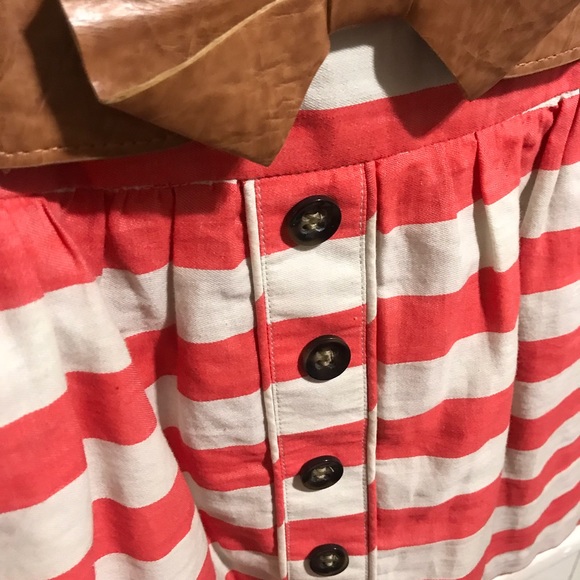 Used coral and white skirt with belt and pockets - Picture 3 of 6